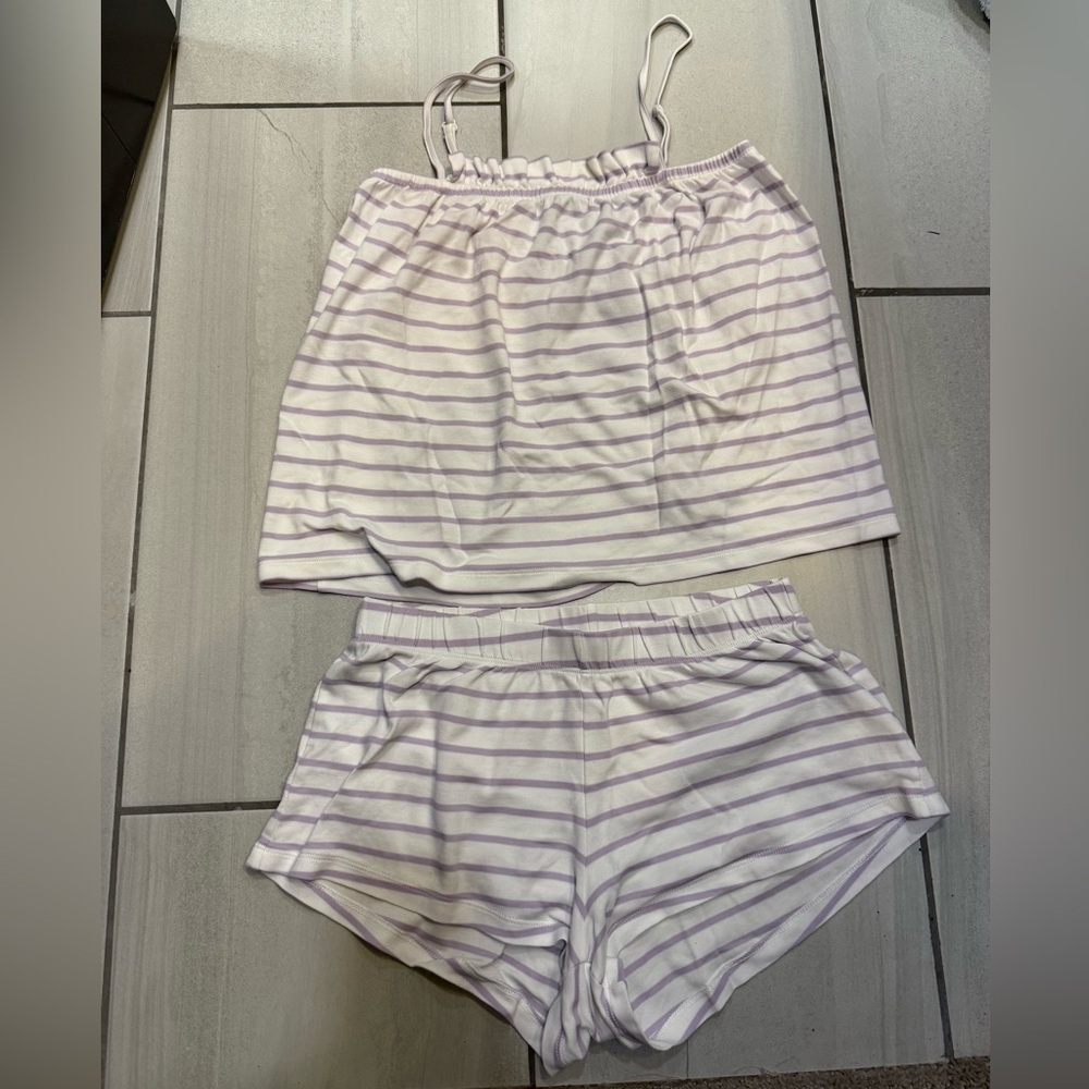 Lake Pima Ruffle Shorts Set